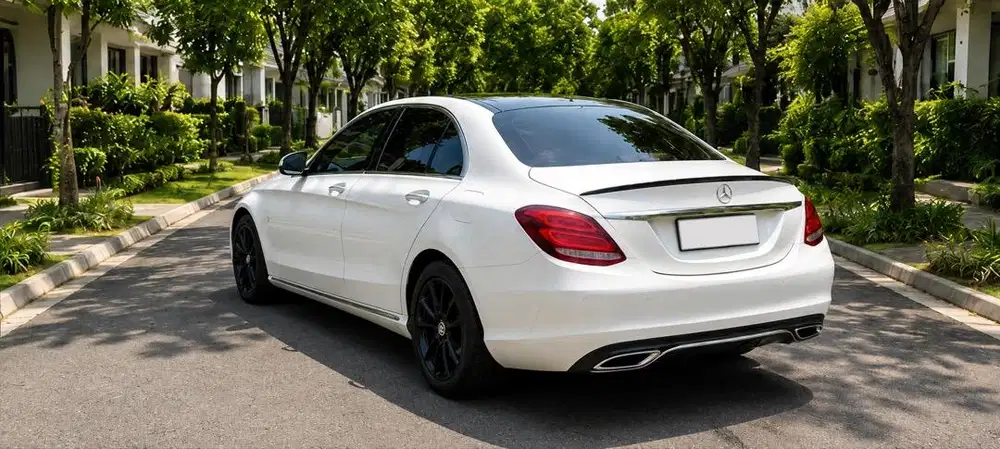 MERCEDES-BENZ C200 W205 2017
