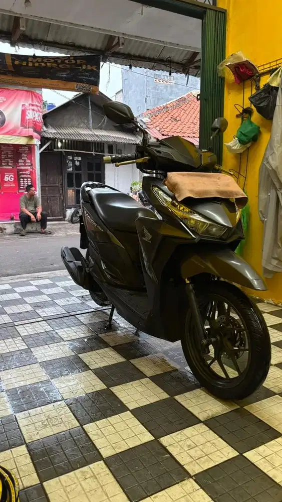 Vario old led 150 idl