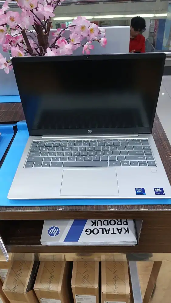 HP 14 EP1188TU Intel Core Ultra 5 125H 16GB/512GB 14′′ W11+OH2024+M365