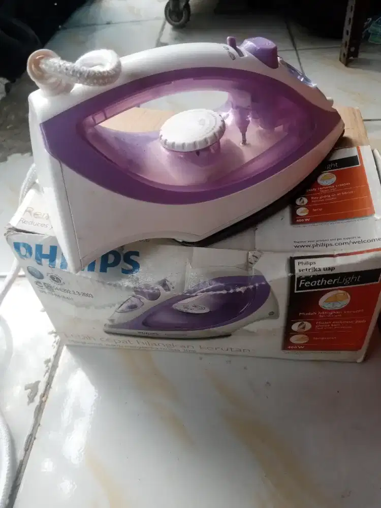 Setrika uap philips