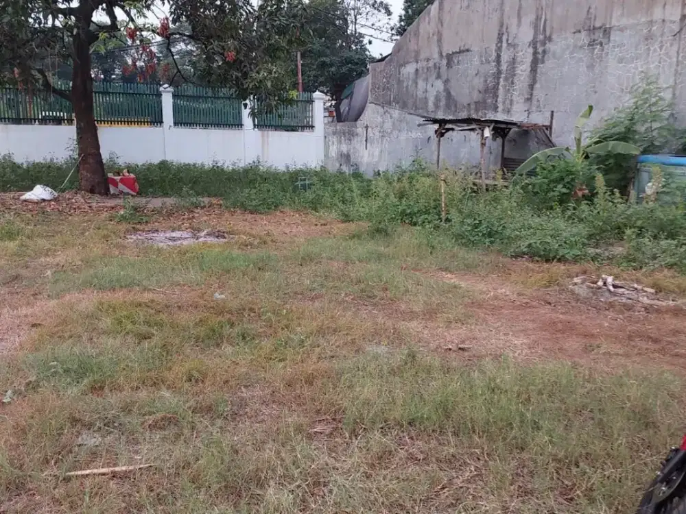 Tanah Komersial Luas Siap Dibangun Posisi Dekat Jalan Tol Area Cileduk Raya Utama Kebayoran Lama