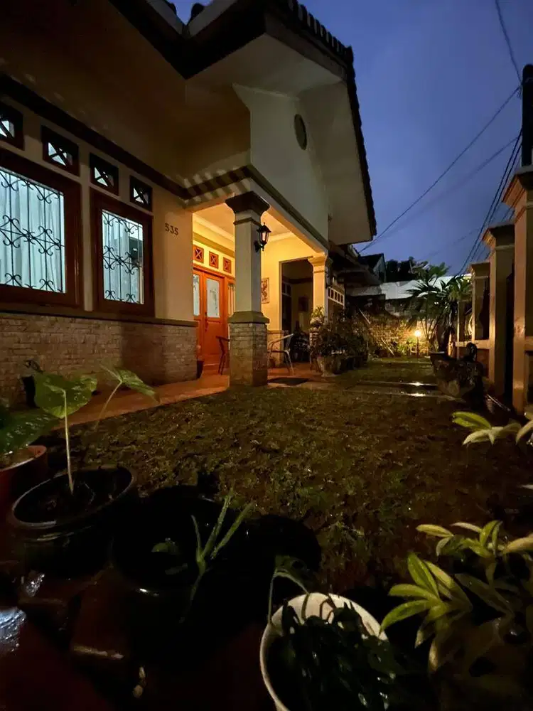 Jual rumah Bagus Tanah luas bebas banjir ciputat bintaro sudimara