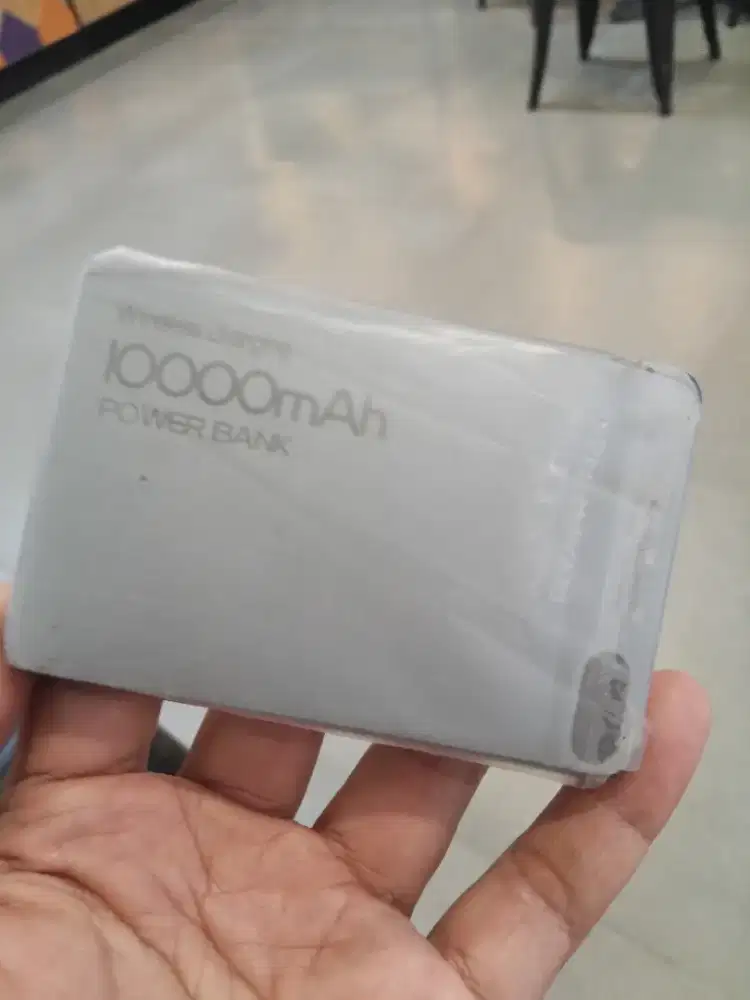 Dijual Magnetic Wireless Charging Powerbank 10000mAh/38.5Wh.