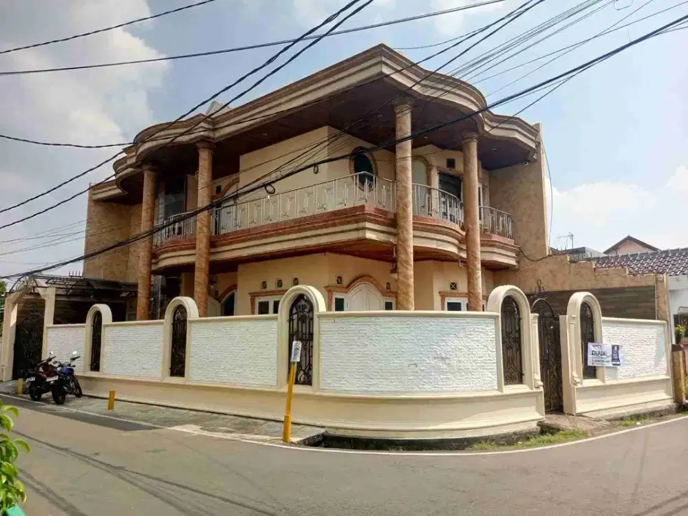 RUMAH MEWAH DI BUARAN III