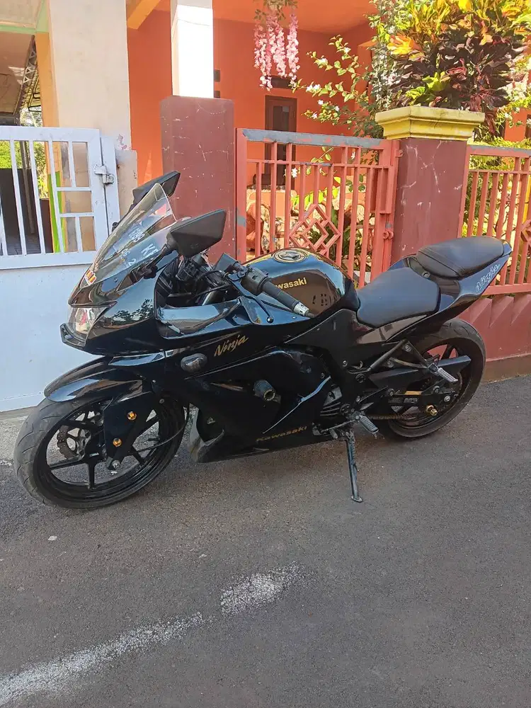 Di jual ninja 250 karbu