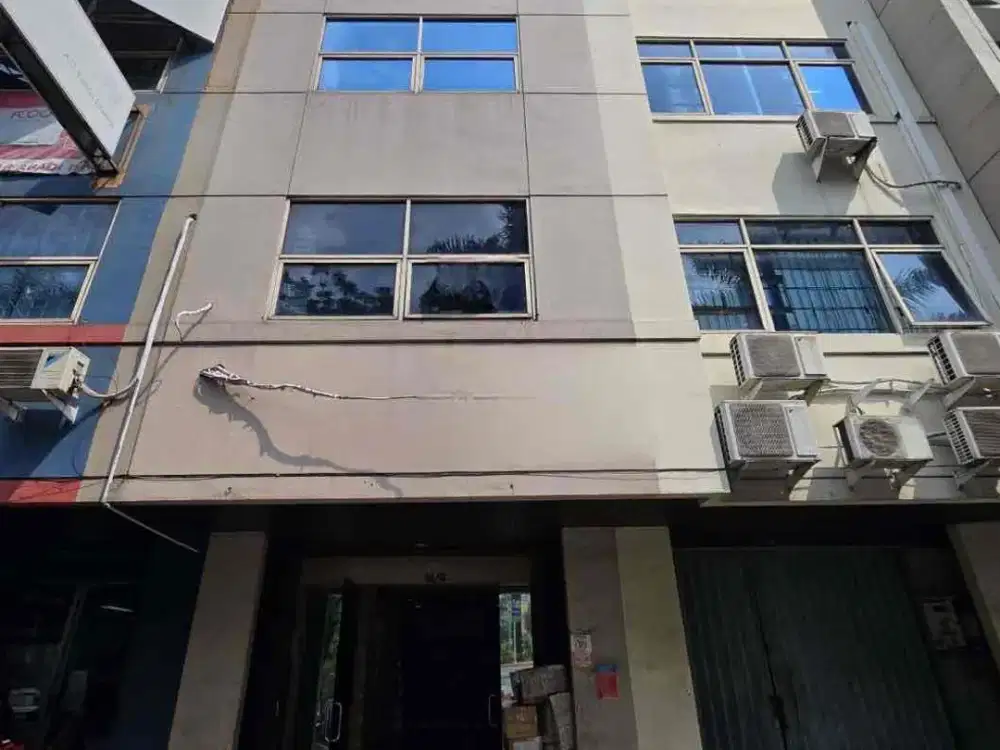 Jual Ruko gandeng 2 depan belakang di Komplek Ruko Taman Meruya Jakarta Barat Jual Ruko Panjang 2pintu depan dan Belakang