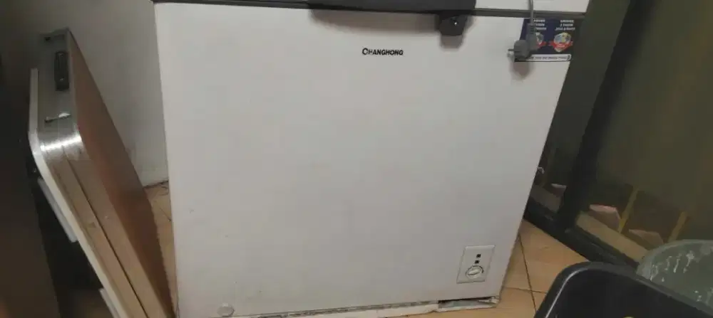 Freezer changhong garansi masih lama