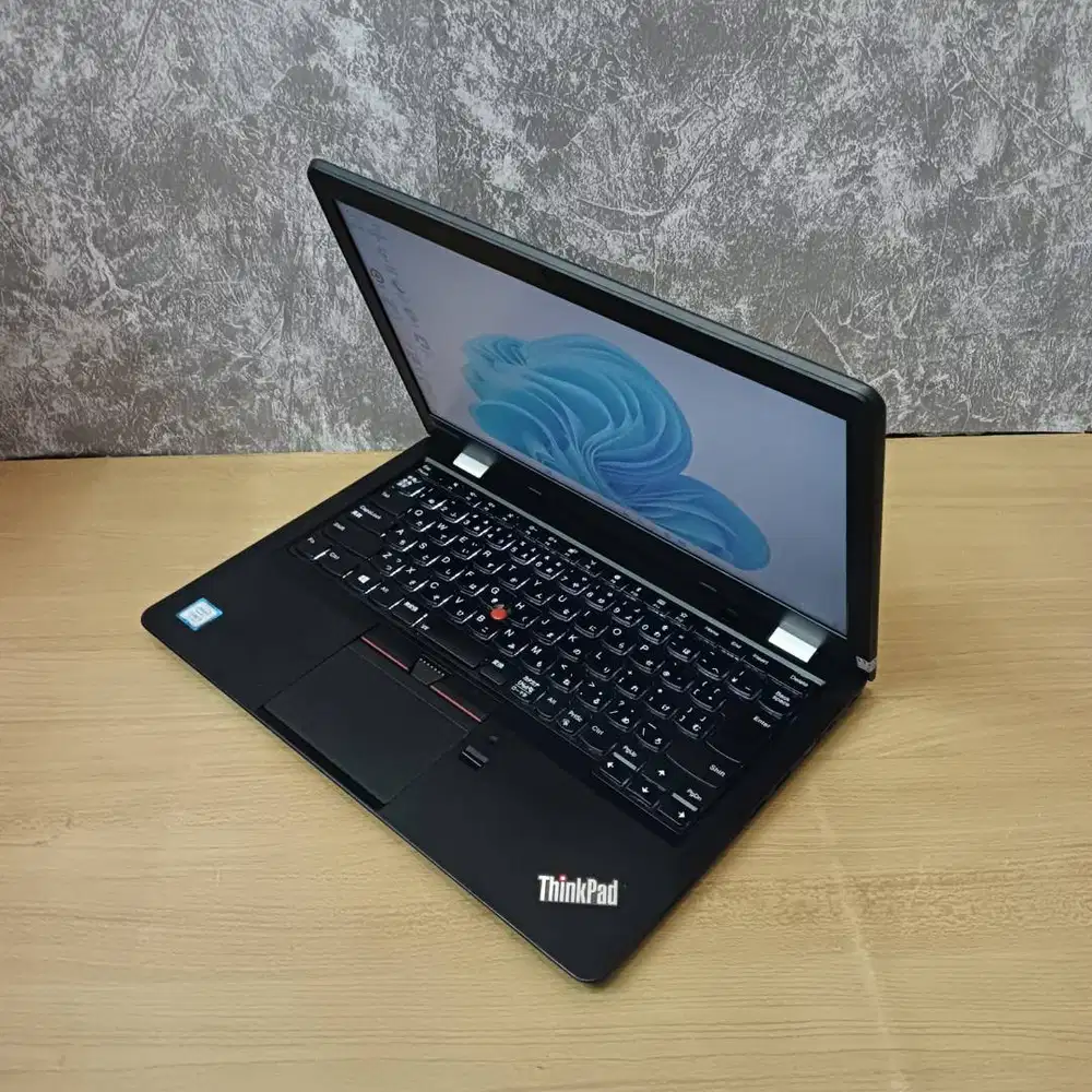 Laptop Lenovo Thinkpad 13top Lenovo Thinkpad 13