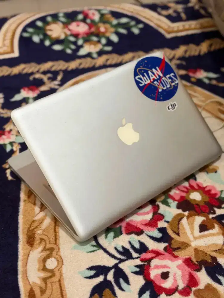 Laptop Apple Macbook Pro 13-inch Murah