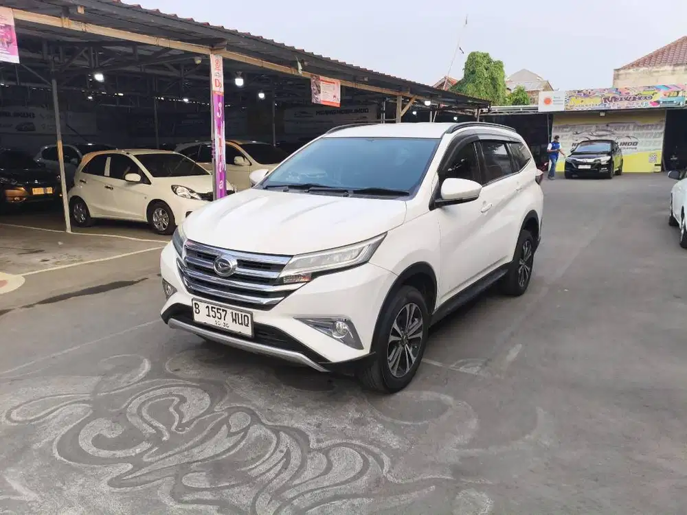 DP 7 JT DAIHATSU TERIOS R DELUXE 1.5 MATIC 2018 FACELIFT