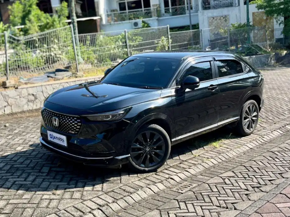 Pajak Panjang Honda HR-V 1.5 Turbo RS Bensin-AT 2024 Hitam WZA