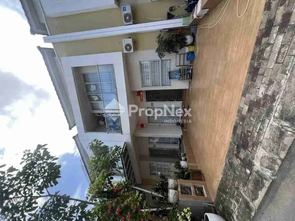 Rumah di Batam
Dijual Cepat Semi Furnish Batam Center