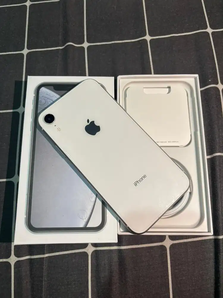 iPhone xr 128gb Bea Cukai