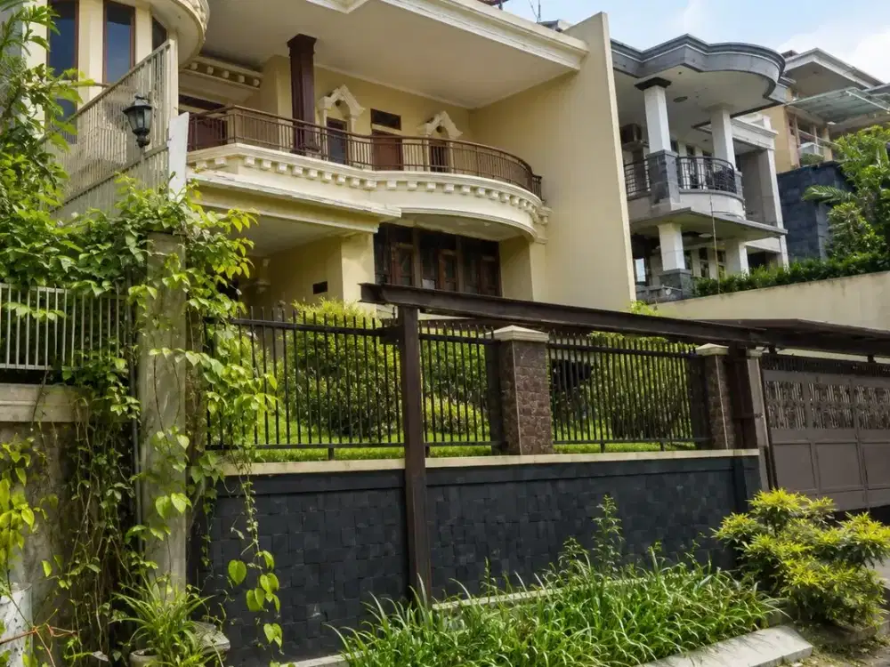Murah Rumah Mewah Setraduta Raya