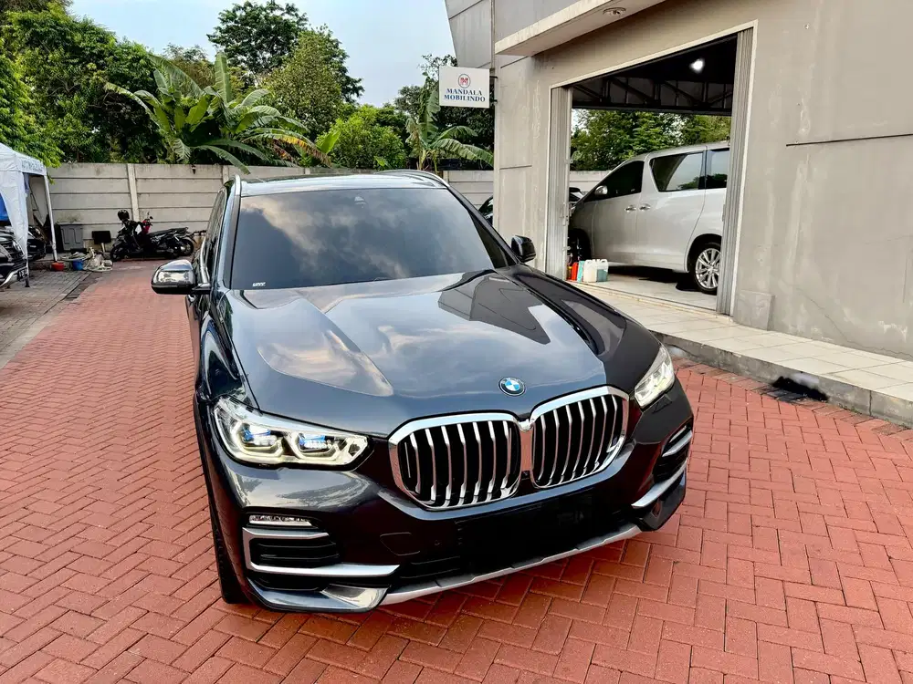 Bmw X5 xdrive40i 2021 AT arctic gray