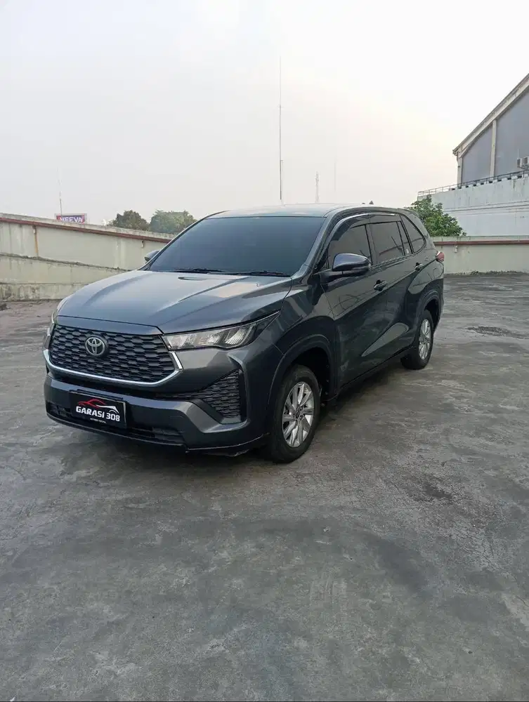 Toyota Kijang Innova Zenix 2.0 G CVT AT Bensin Non Hybrid 2023 Abu Abu