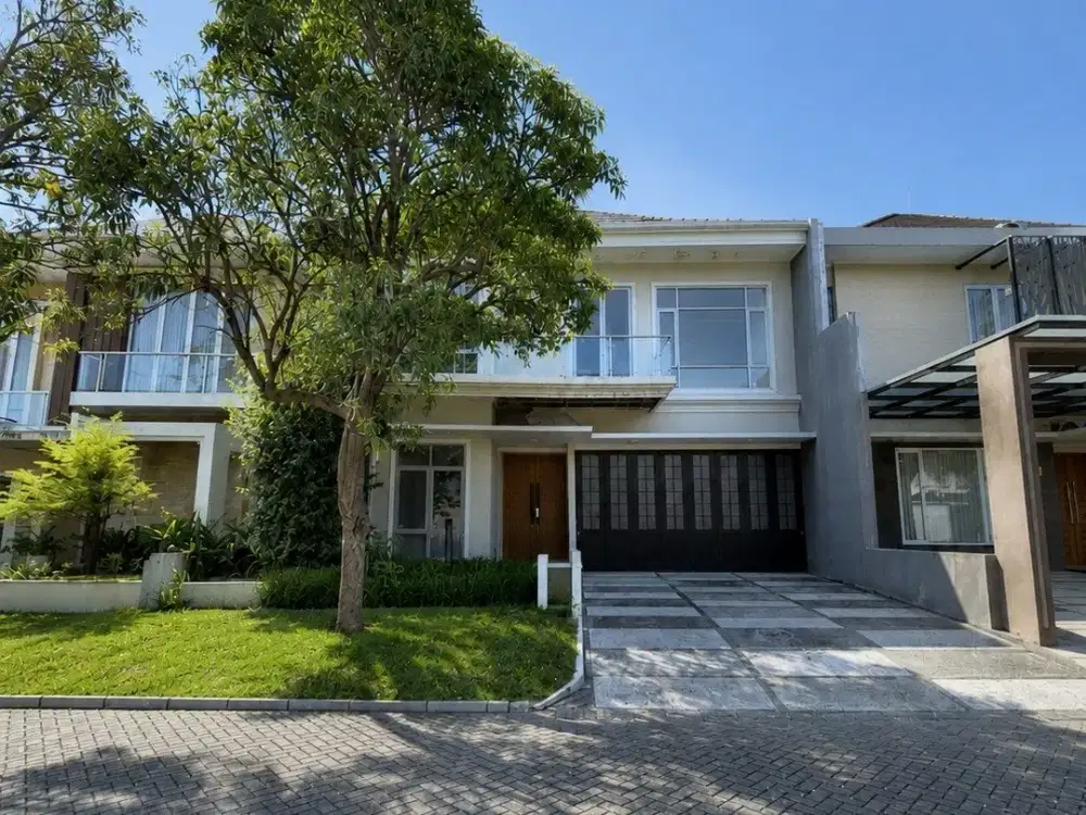 *Royal Residence* Jual Rumah Cluster de Rosenberg Murah