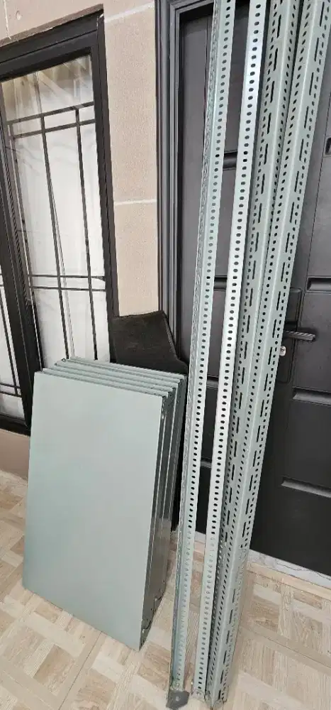 For sale rak besi siku L kualitas bagus merk Lion 705 type 832426