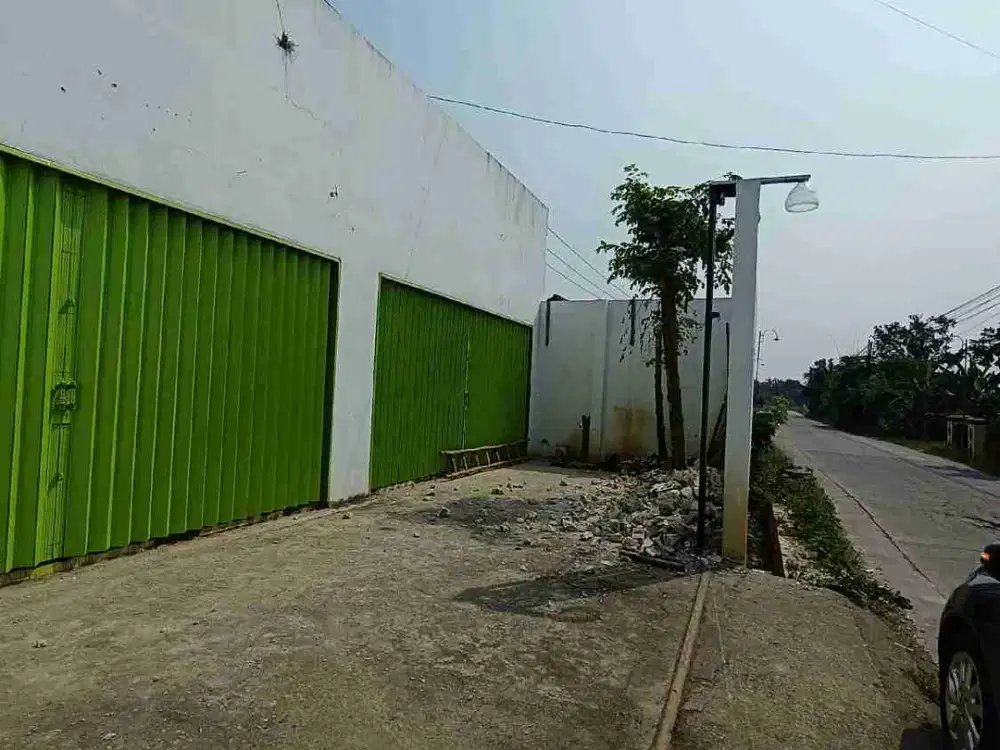 RUKO LUAS 75 M