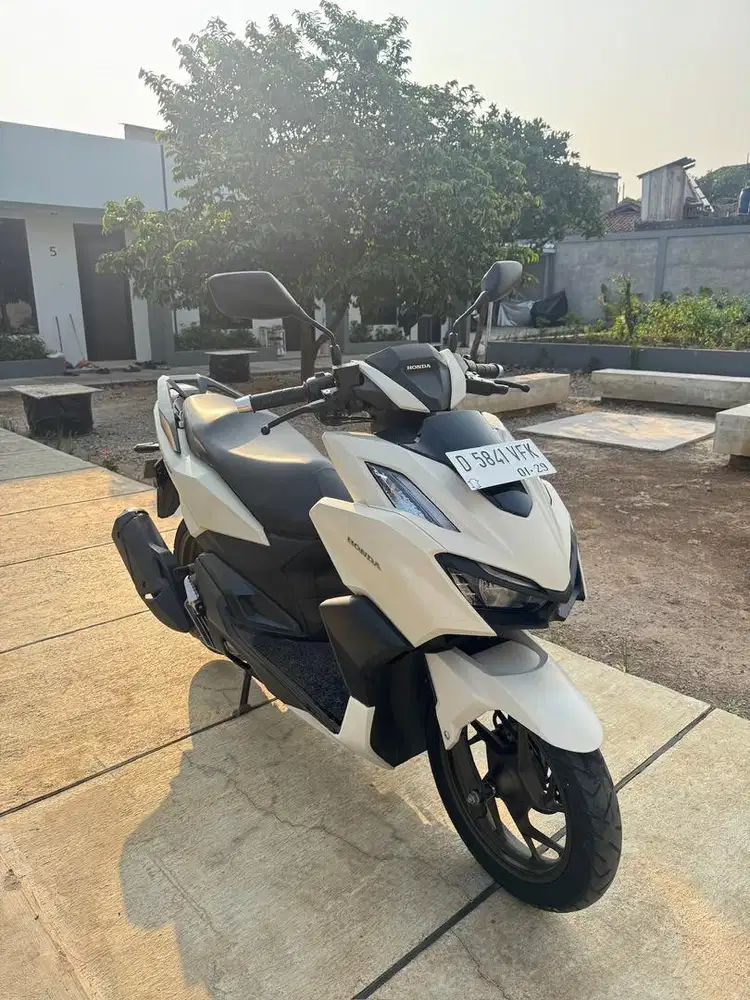 VARIO 160 CBS ISS KM 16 rb