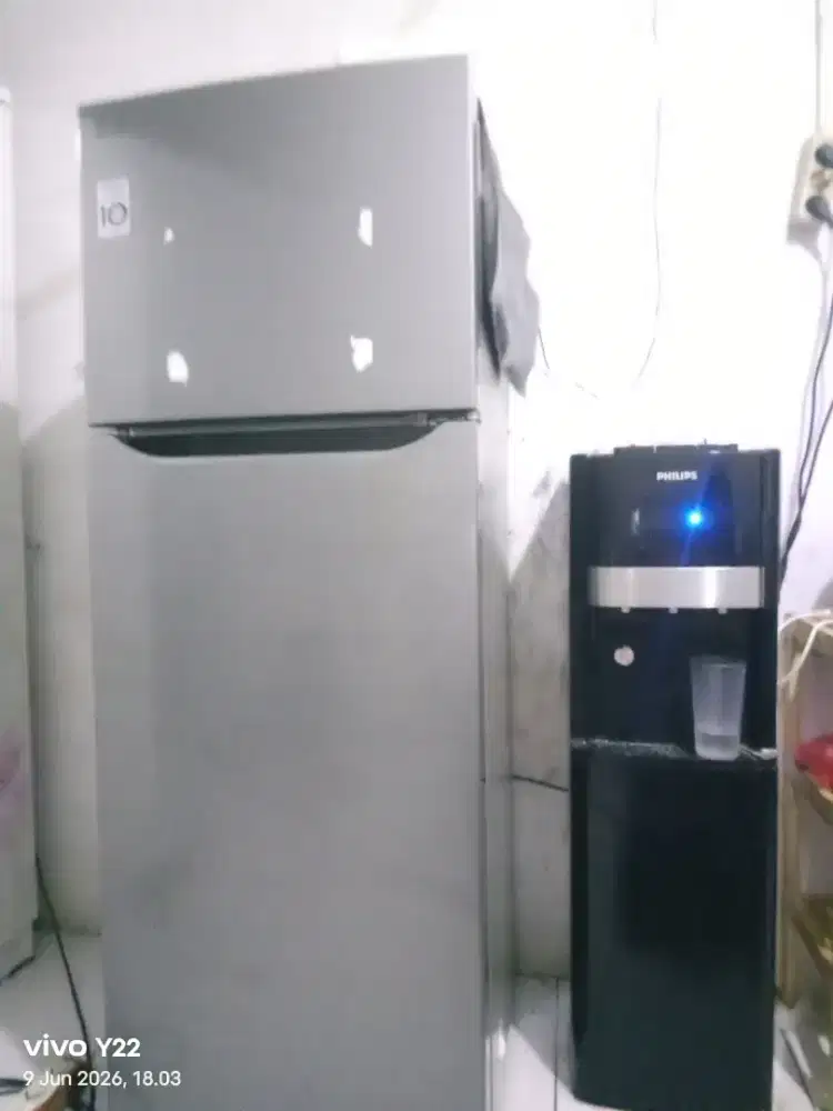 Dijual kulkas LG 2 pintu smart inverter