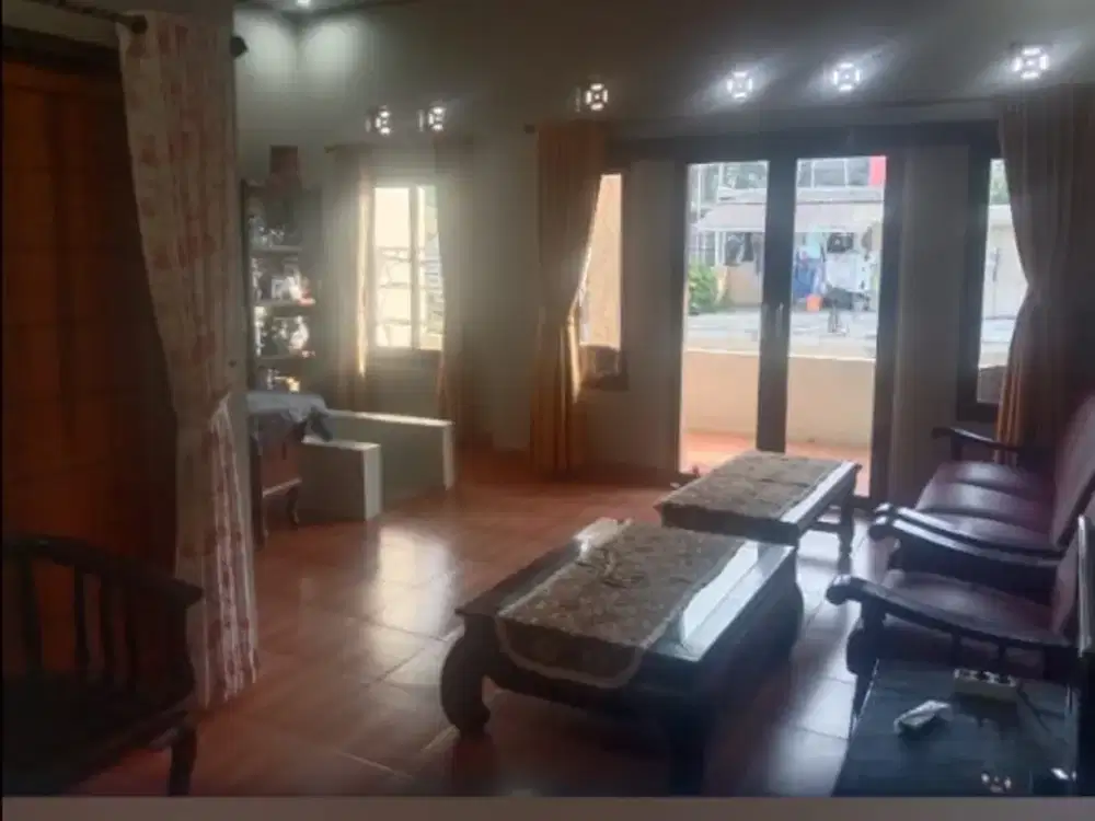 Dijual Rumah Siap Huni, Lokasi Strategis. Bandung