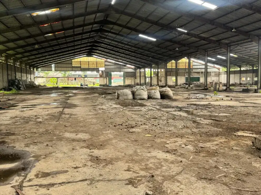Harga Tanah Bonus Bangunan! Ex Pabrik Luas 15.510 m² di Kawasan Industri Citeureup