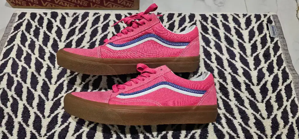 Sneakers Vans unisex 99.9% new,lengkap box original dll, 100% ORIGINAL