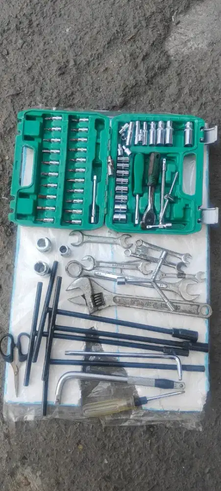 Sparepart kunci kunci motor