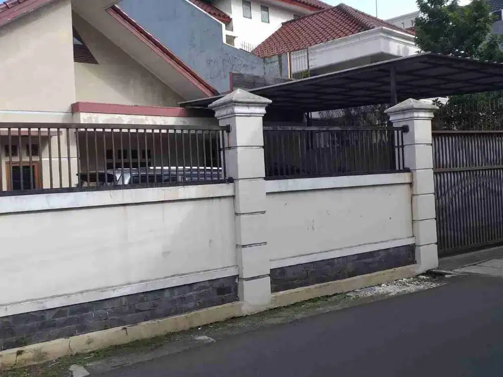 DIJUAL RUMAH DI PEJATEN TIMUR, DEKAT PERUMAHAN BAKIN DAN PERUMAHAN KALIBATÀ, PASAR MINGGU, JAKSEL