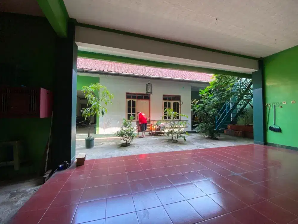 Dijual Cepat! Rumah Luas 280 m² di Cisaranten Endah, Lokasi Strategis Jalur Alternatif Antapani - Soekarno Hatta