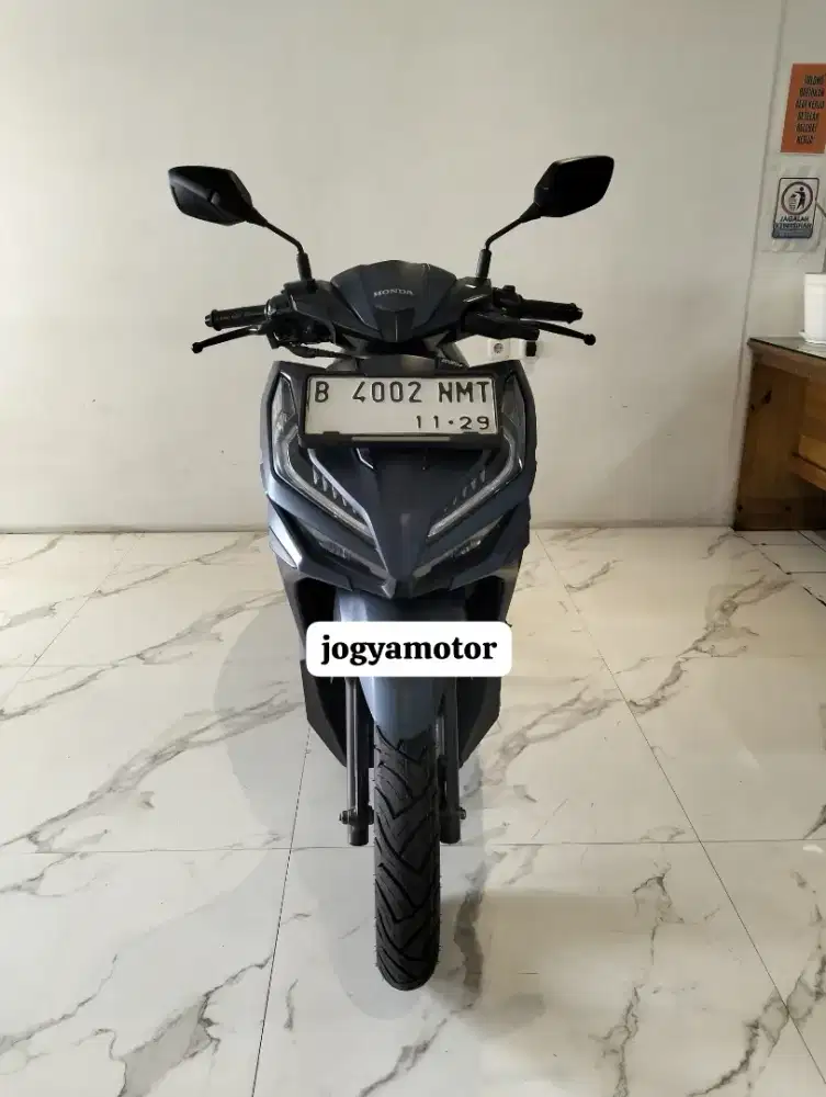 1 - HONDA VARIO 125 Keyless Tahun 2024