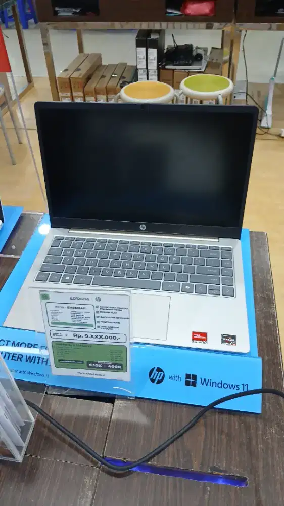 HP 14 EM0530AU AMD RYZEN 5 7530U