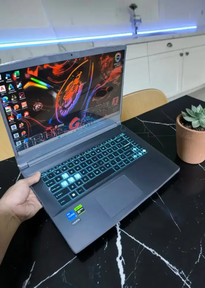 Msi Thin Like New Core i5 Gen 13 Ram 16/512gb Ssd Vga Rtx 4050 COD