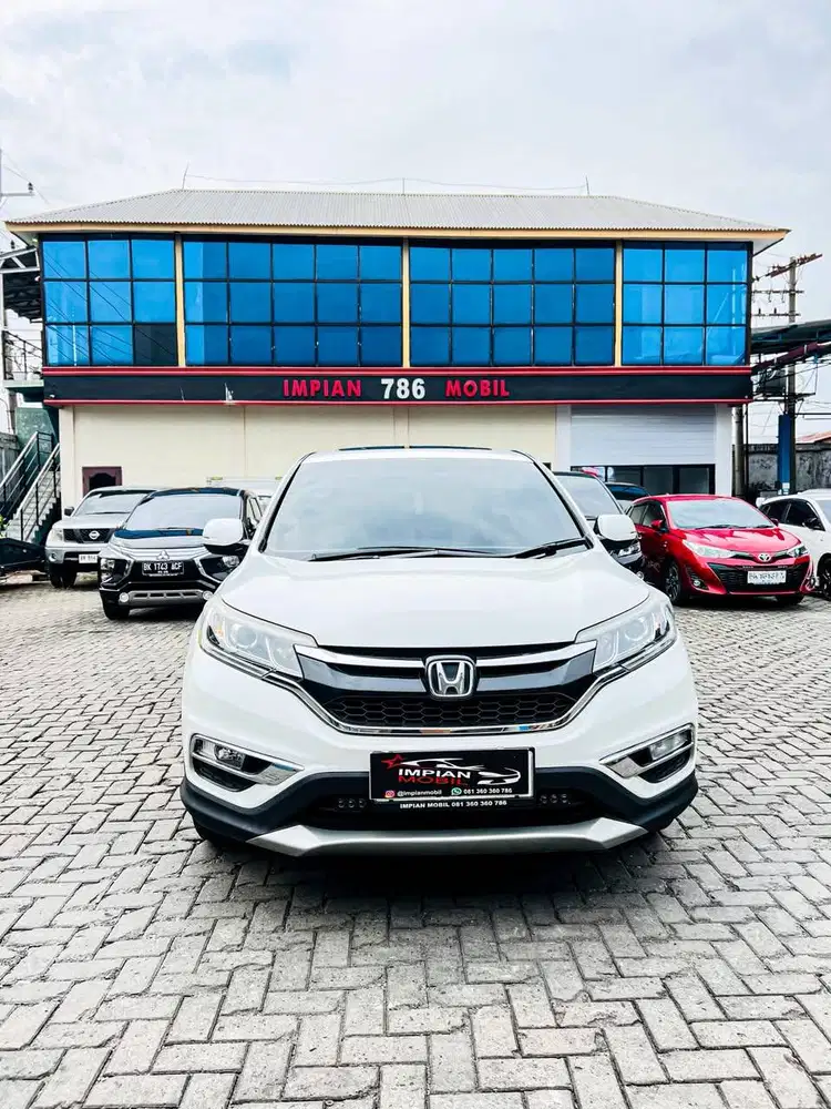 Honda CRV 2.4 Prestige Fender Audio A/T Putih 2016
