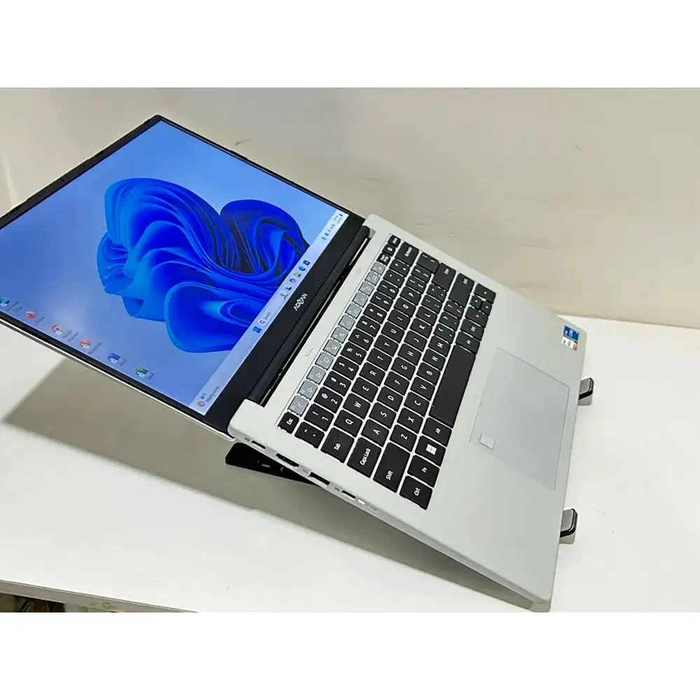 ADVAN WORKPLUS CORE I5-12600H RAM 24GB DDR5 SSD 512GB 14inci WUXGA