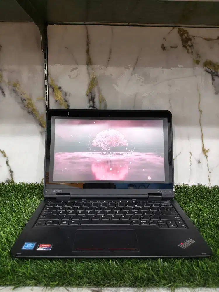 Laptop LENOVO YOGA 11E