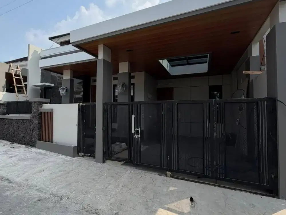 Dijual rumah cantik dengan suasana tenang dan lingkungan nyaman lokasi jakal km 13 yogyakarta