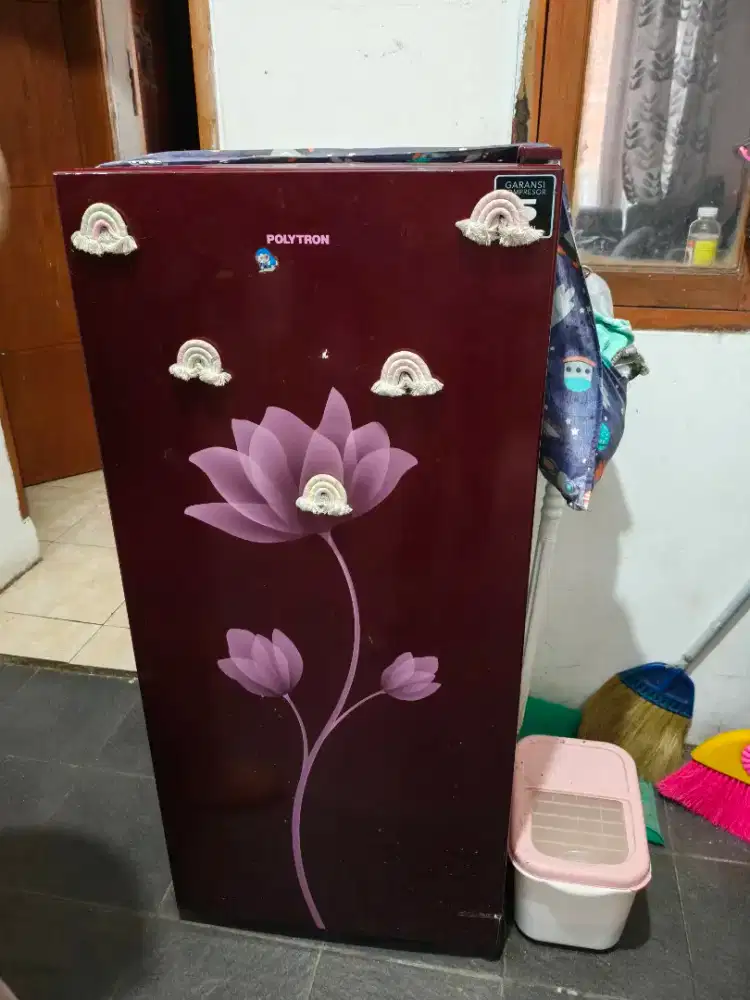 Kulkas polytron 1 pintu