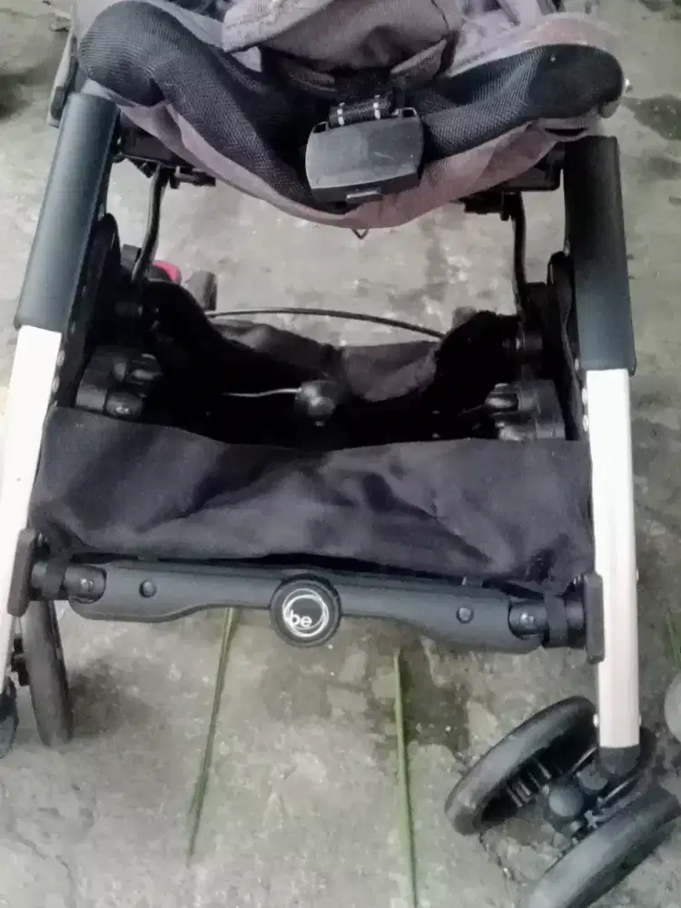 Stroller bekas pemakaian aja