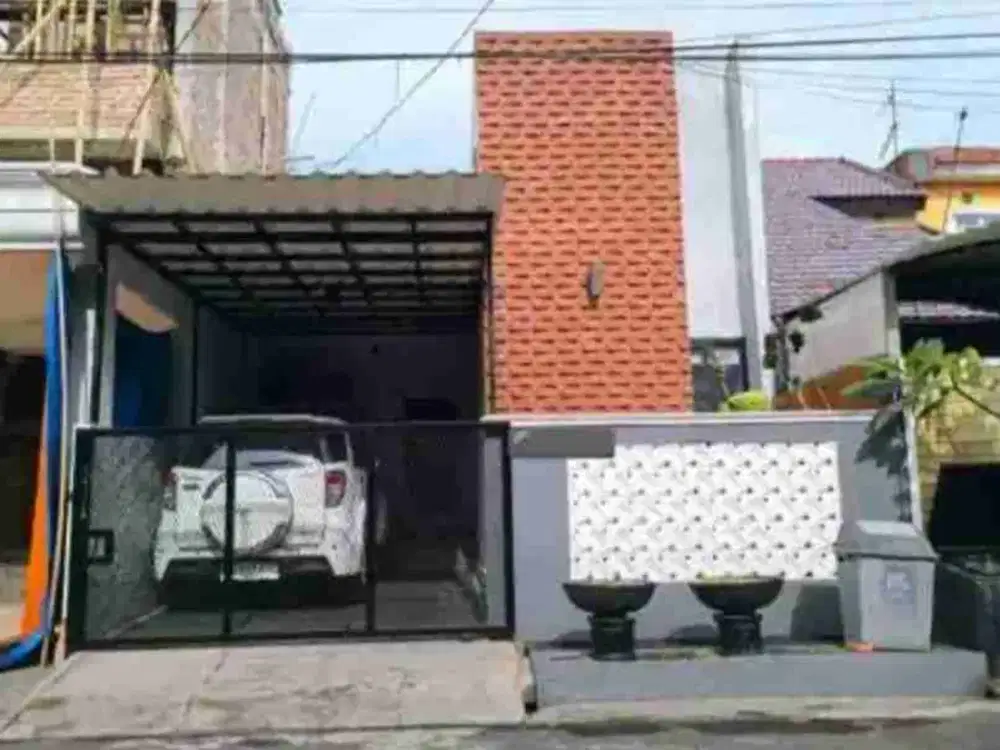 RUMAH GRESS INDUSTRIAL DI GRAND GALAXY
