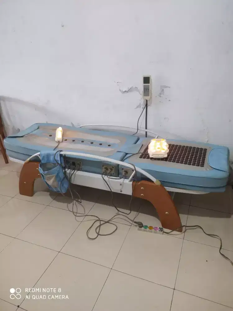 Tempat Tidur Terapi
