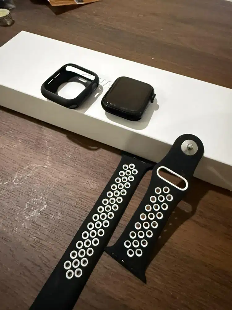 Apple Watch SE gen 2 40mm Fullset minus
