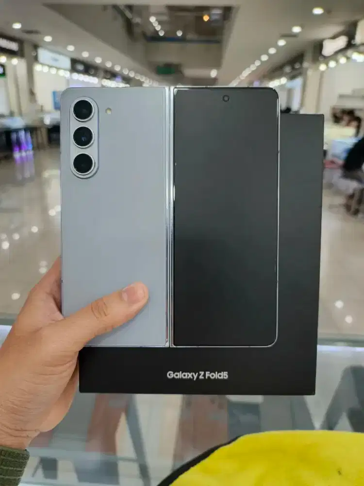Samsung Zfold 5 12/256 ice blue