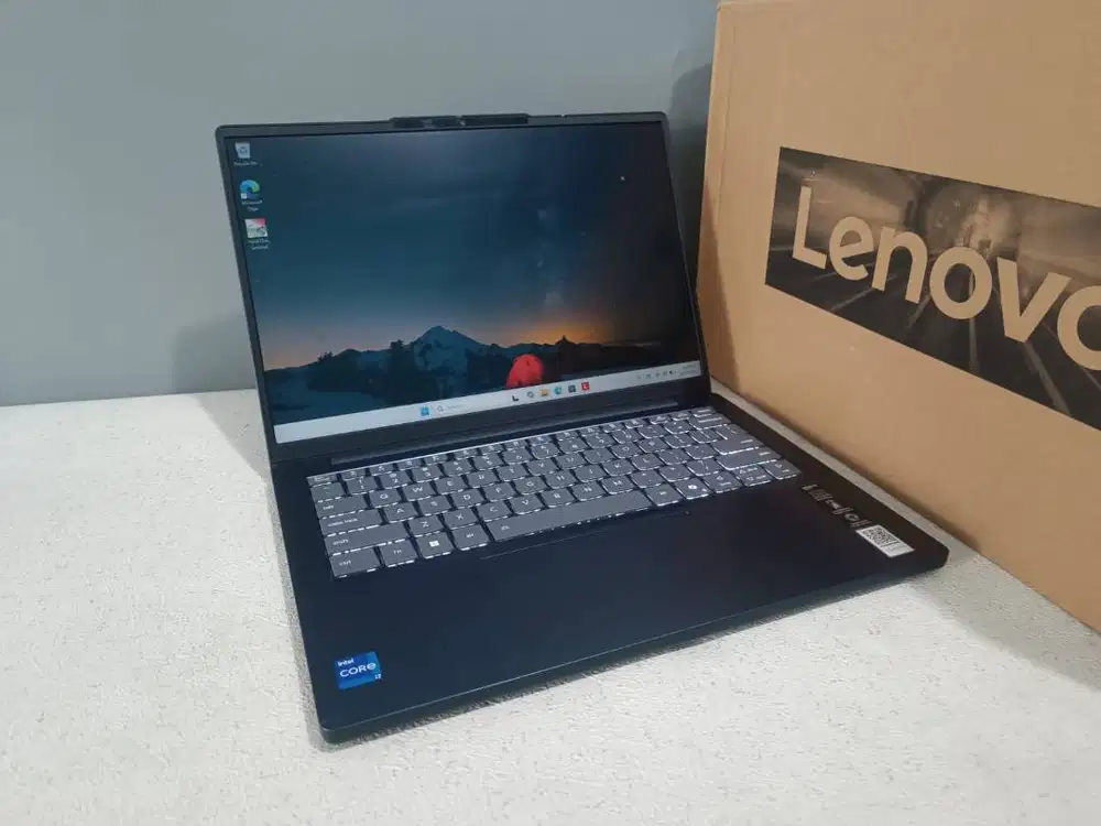 Lenovo IdeaPad Slim 3i i7 Gen 13 RAM 16GB SSD 512GB – Garansi Resmi