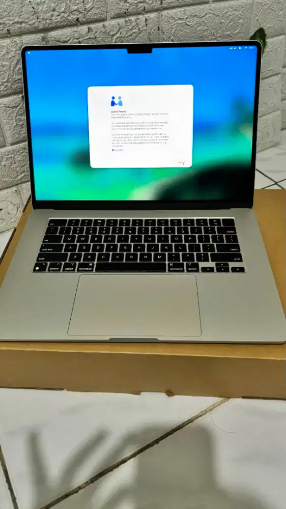 Macbook air M3 ram 8/256gb
