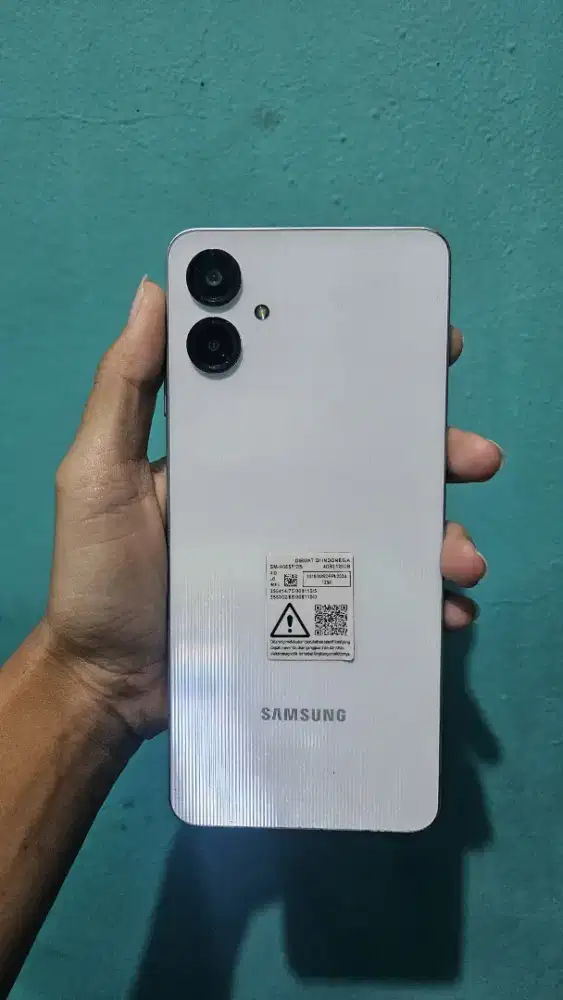 SAMSUNG A06 RAM 4/128 LIGHT BLUE ( NEGO TIPIS AJA )
