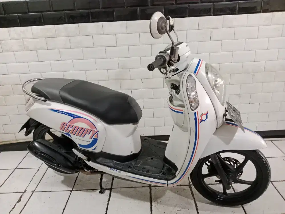 Scoopy esp tahun 2016 cakep siap pakai