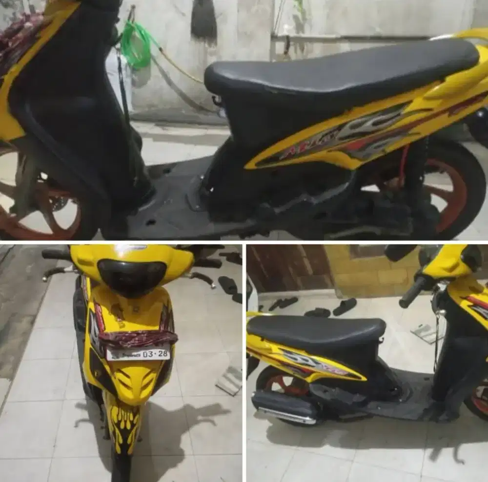 Mio smile kuning 2010