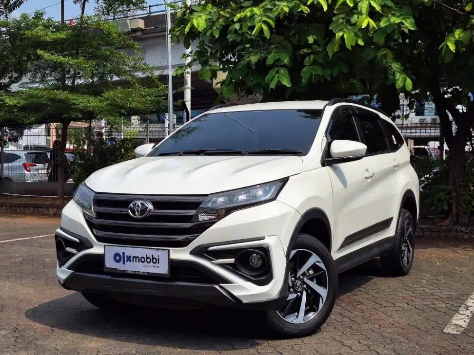 DP MURAH - Toyota Rush 1.5 S GR Sport Bensin-AT 2021 Putih